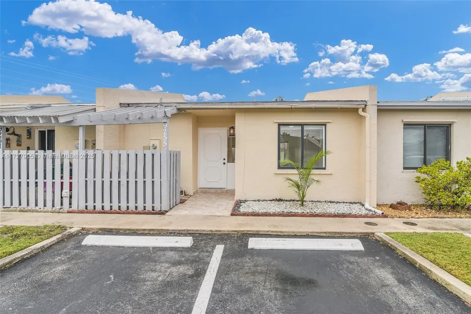 Pembroke Pines Home