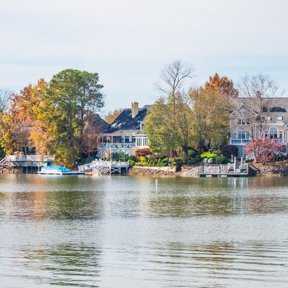 Waterfront homes with private docks on a lake in South Stuart
